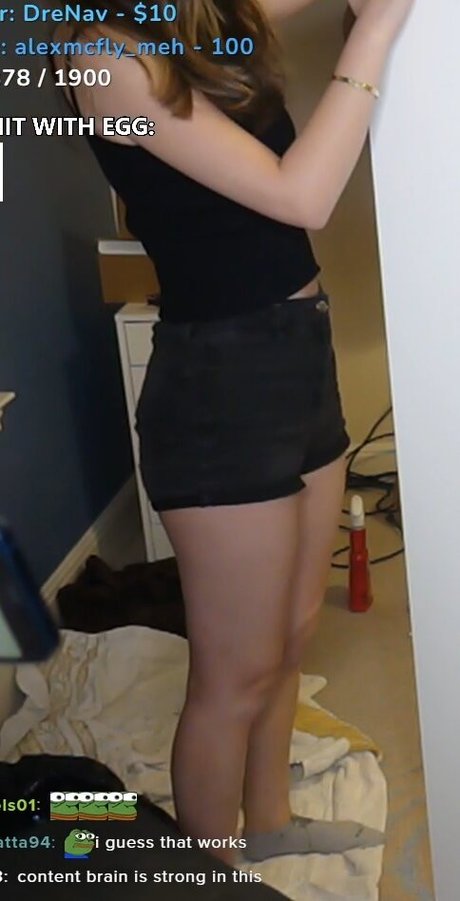 ExtraEmily hd star pic