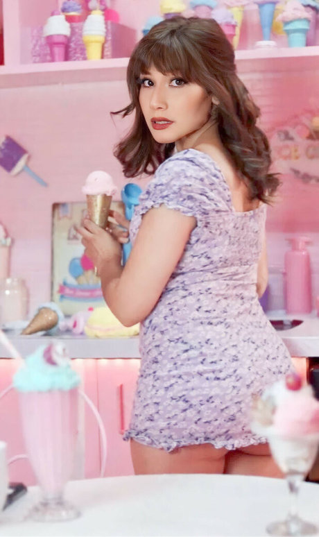 Abelina Sabrina perfect star photos