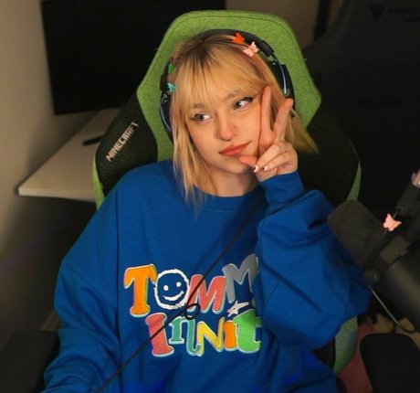 Nihachu top actress archive