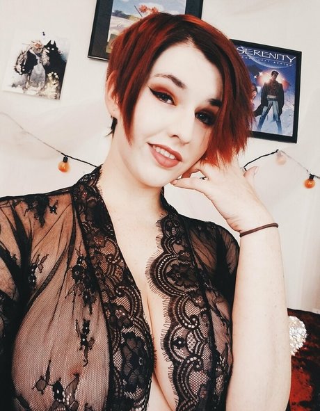 alicesnow hot star img