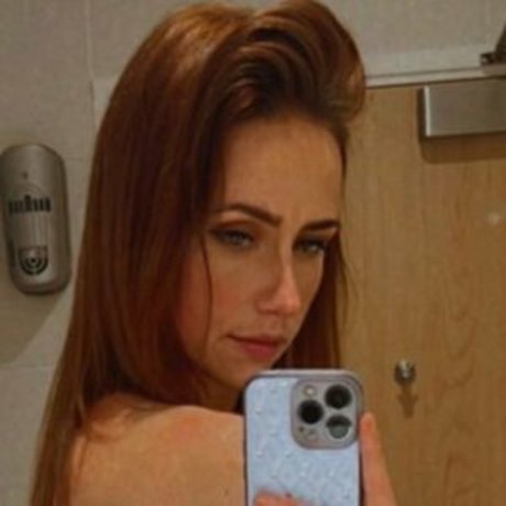 Cmariel1990 art actress galleries