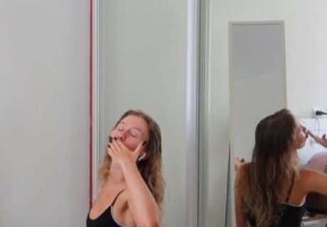 Mary Lvk star naked archive