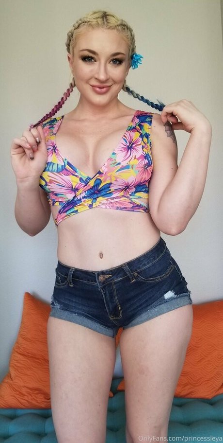 princessleya nude pornstar img
