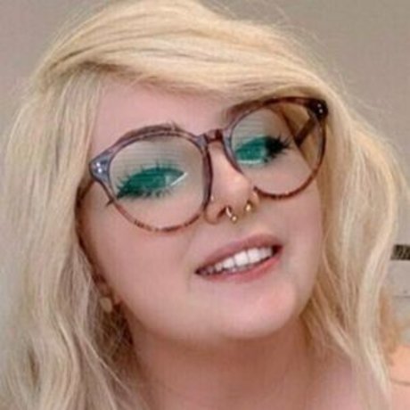 graciewaifufree adult star pic