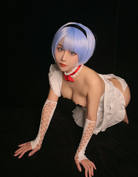 Uying ASMR star porn photos