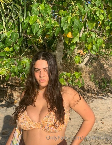 aliyahmaya model best gallery