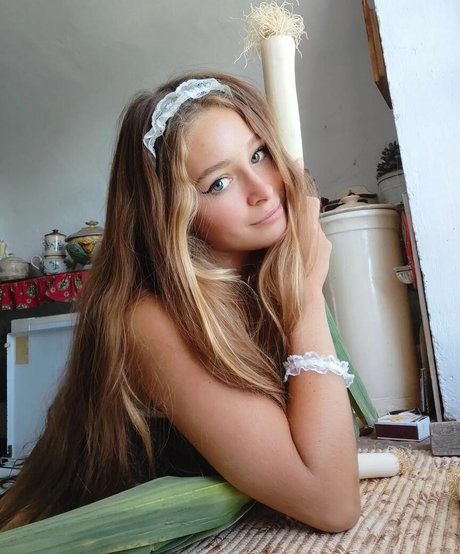 Anthea Bertrand hot pornstar galleries