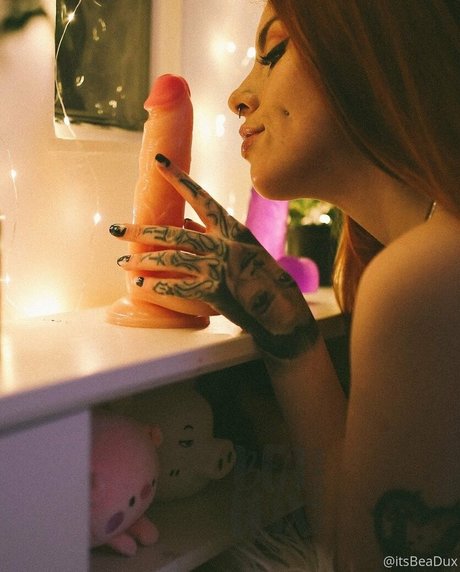 itsbeaduxfree sexy model img