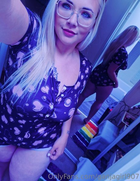 ganjagirl907 model sexy img