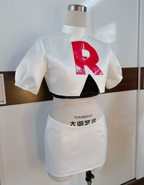 ZinieQ Cosplayer star adult pic