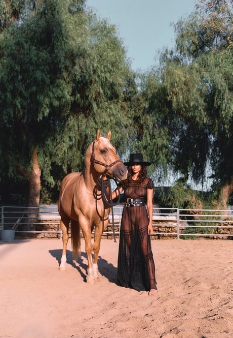 Natalie Jayne Roser sex pornstar photos