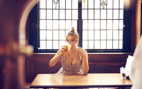 Aimee Lou Wood star pictures