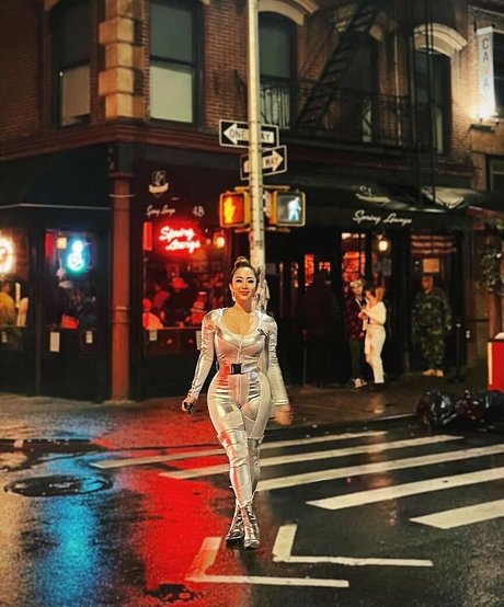 athletic blonde onlyfans hot nude images