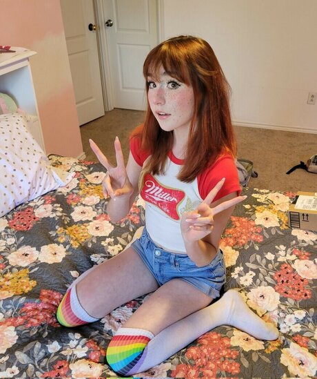 Sammynoodlesoup beautiful actress img