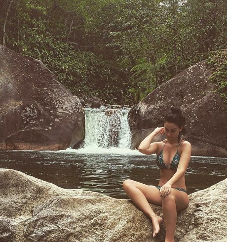 Larissa Erthal hd pornstar galleries