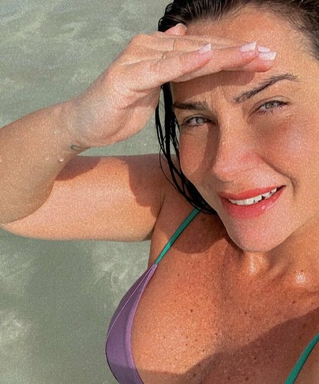 Larissa Erthal best pornstar image