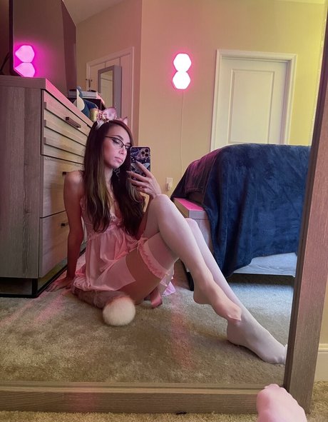 ebony fingering onlyfans top picture