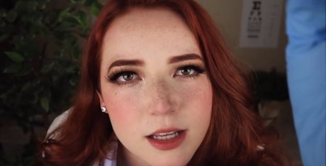 Goodnight Moon naked model gallery