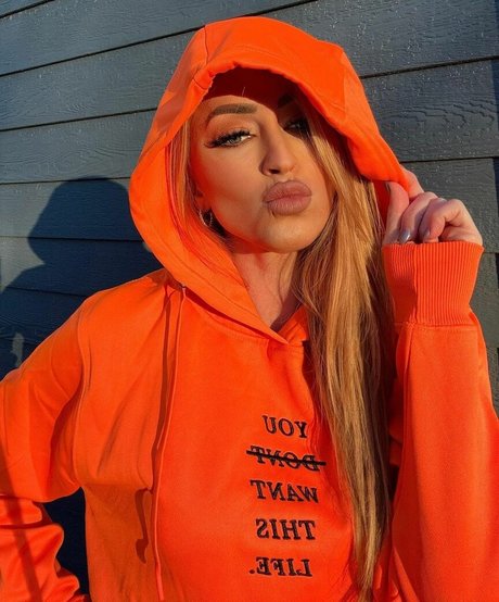 Danielle Moinet nice model pics