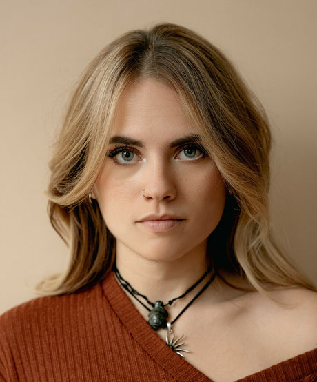 Axelle Maga pornstar top pic