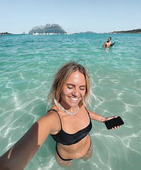 Axelle Maga Profile pic