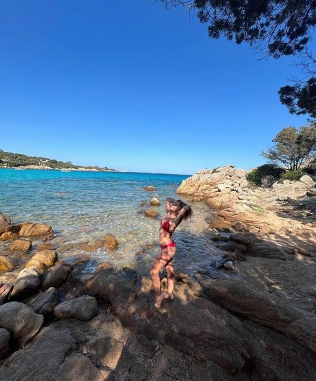 Axelle Maga beautiful model pics