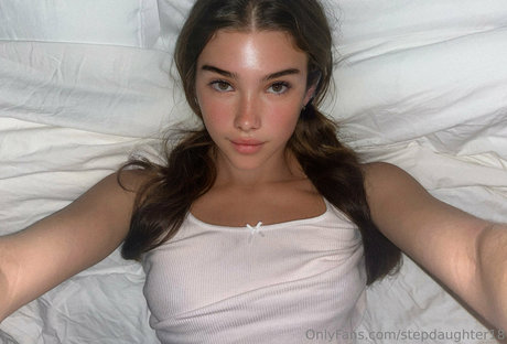 stepdaughter18 hot star images