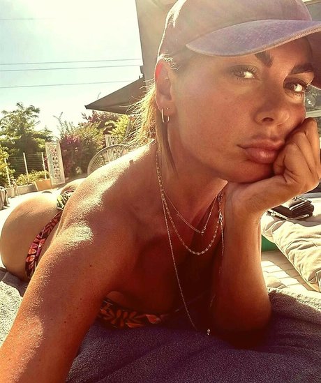 Jolanda De Rienzo pornstar archive