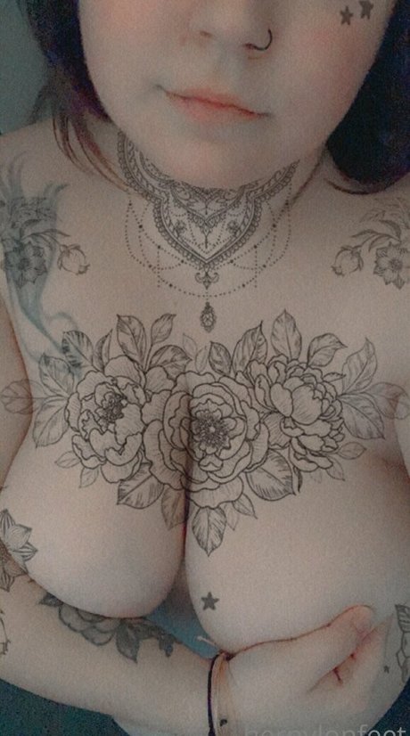 hernylonfeetfree top pornstar photo