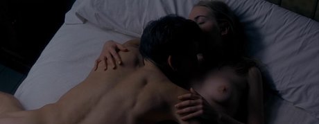 Kate Winslet nudes model galleries