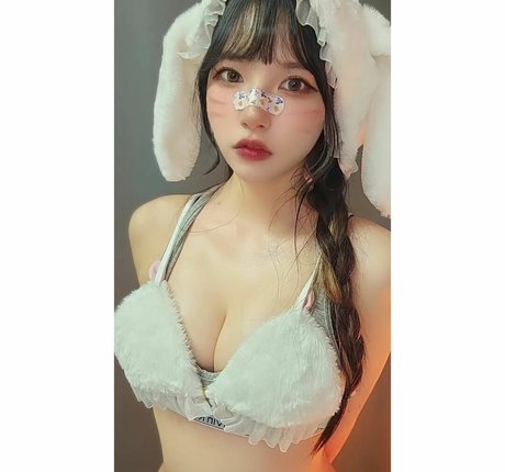 world1104 actress photos