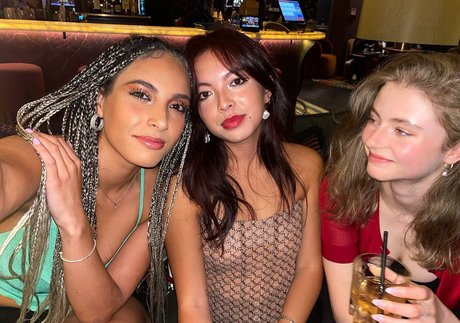 Thomasin Mckenzie star erotic galleries