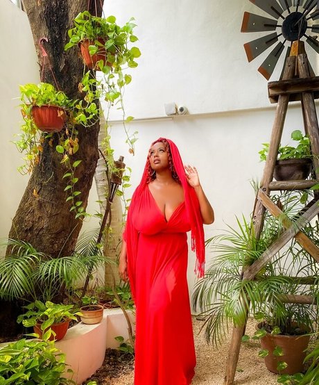 Monique Cooper perfect model picture