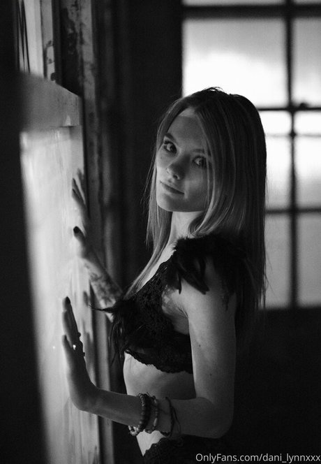 lilbird 777 sex model pictures