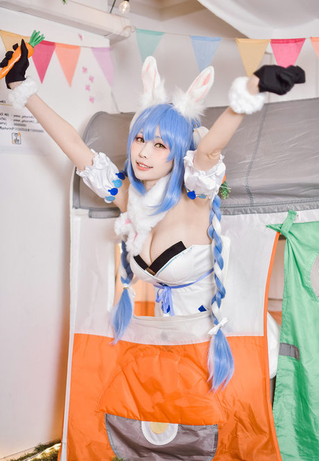 eeelyeee Profile pic