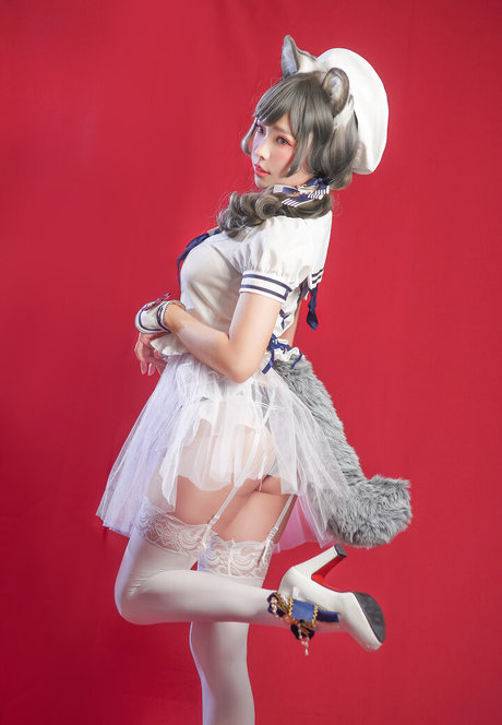 eeelyeee star exclusive picture