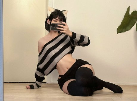 Tanukii Chan hot pornstar photo