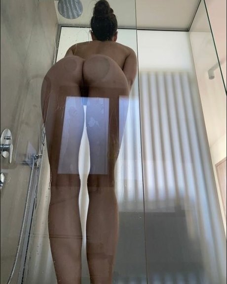 Olesia Levana high quality pornstar picture