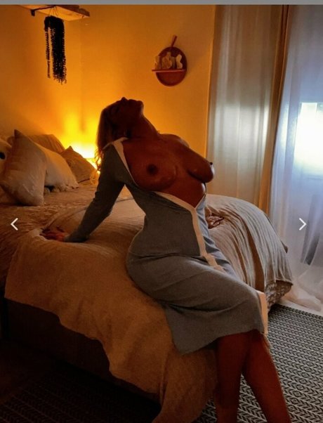 Ashlyn Taylor free pornstar pictures