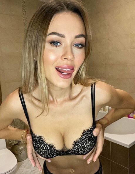 AnnaViktoriaSt nice star archive