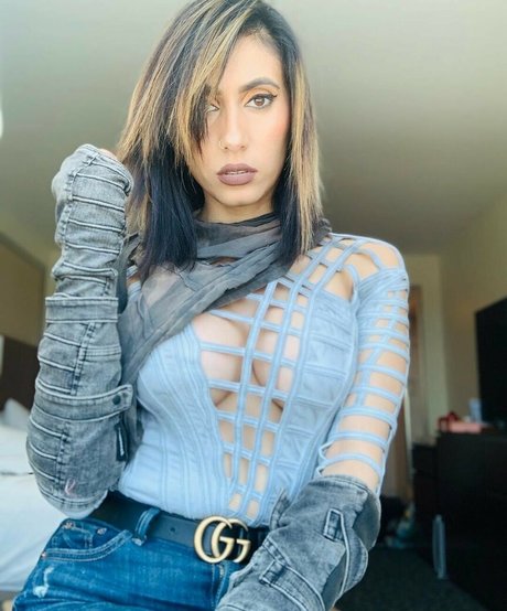 Cristina Valenzuela perfect star pic