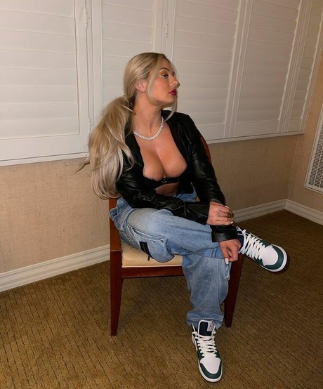 Miranda Cohen pretty pornstar images