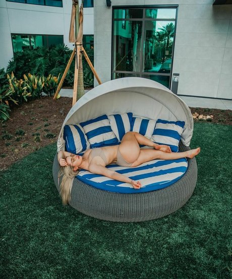 young girls onlyfans beautiful naked pictures