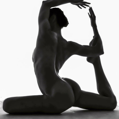 Tunaapari naked model images