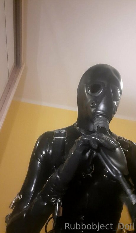 rubbobject doll star naked img