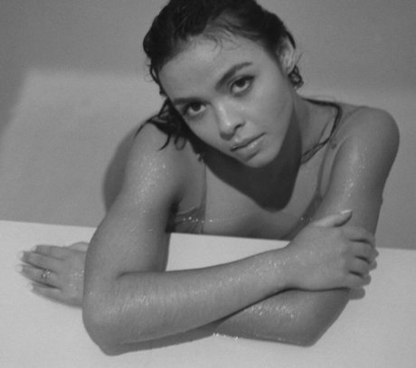 Vanessa Bauer free actress images