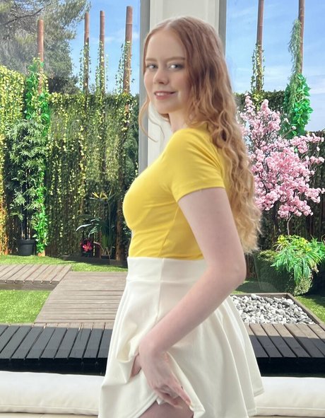 Cherrylovebombb beautiful model img