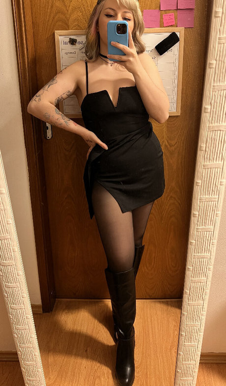 Ammyzitta sex star archive