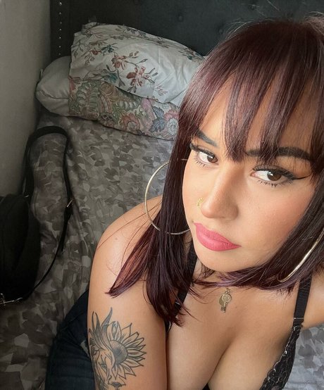 cum on glasses onlyfans art naked pic