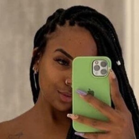 Flaviane Vasconcelos star best picture